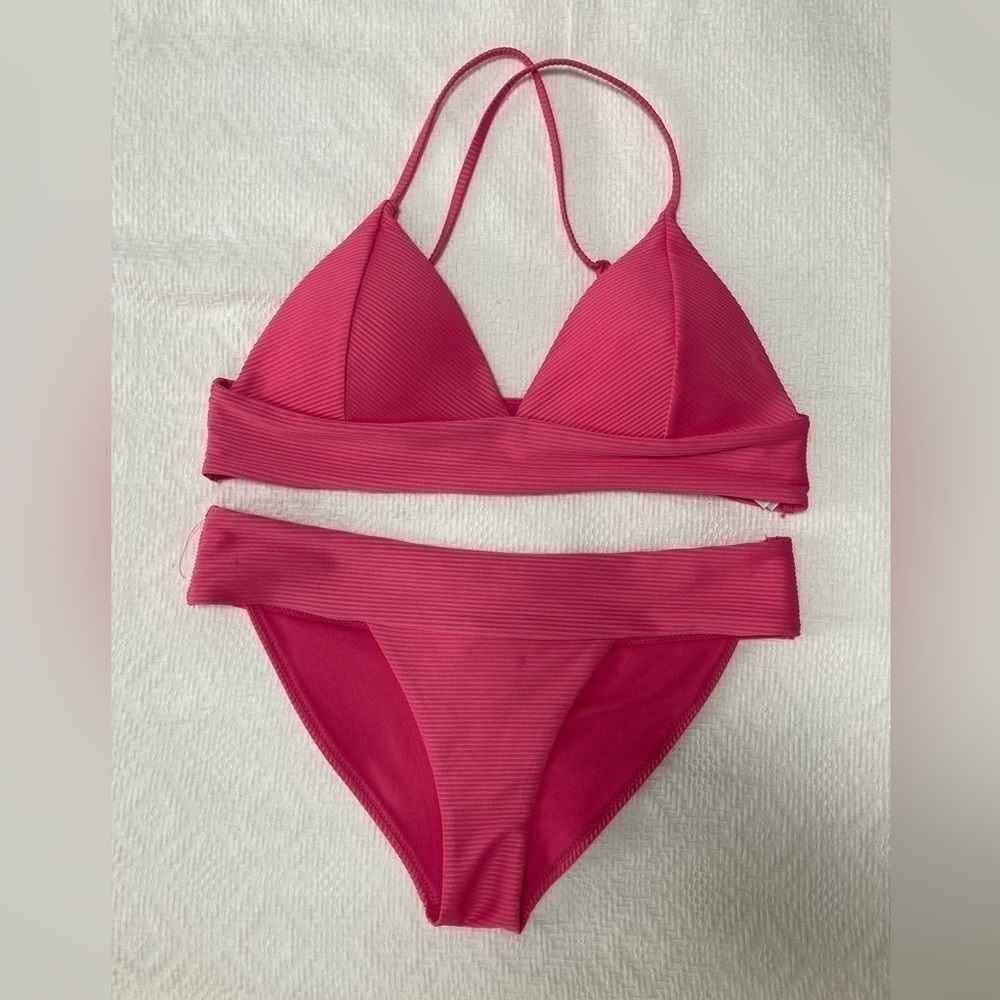 ONLY PINK BIKINI - BOTTOMS (XS) TOP (L)